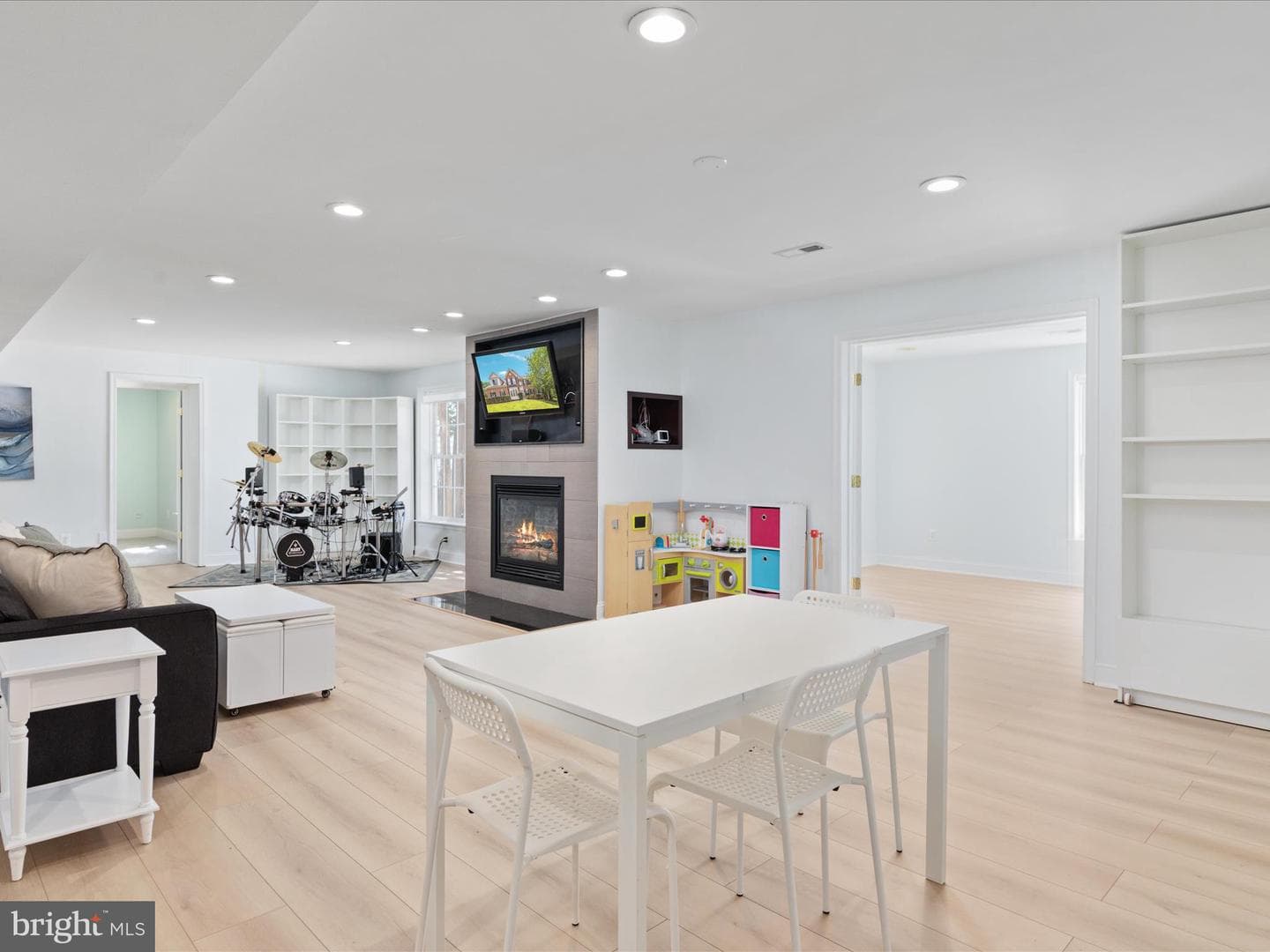 21424 Glebe View photo 44