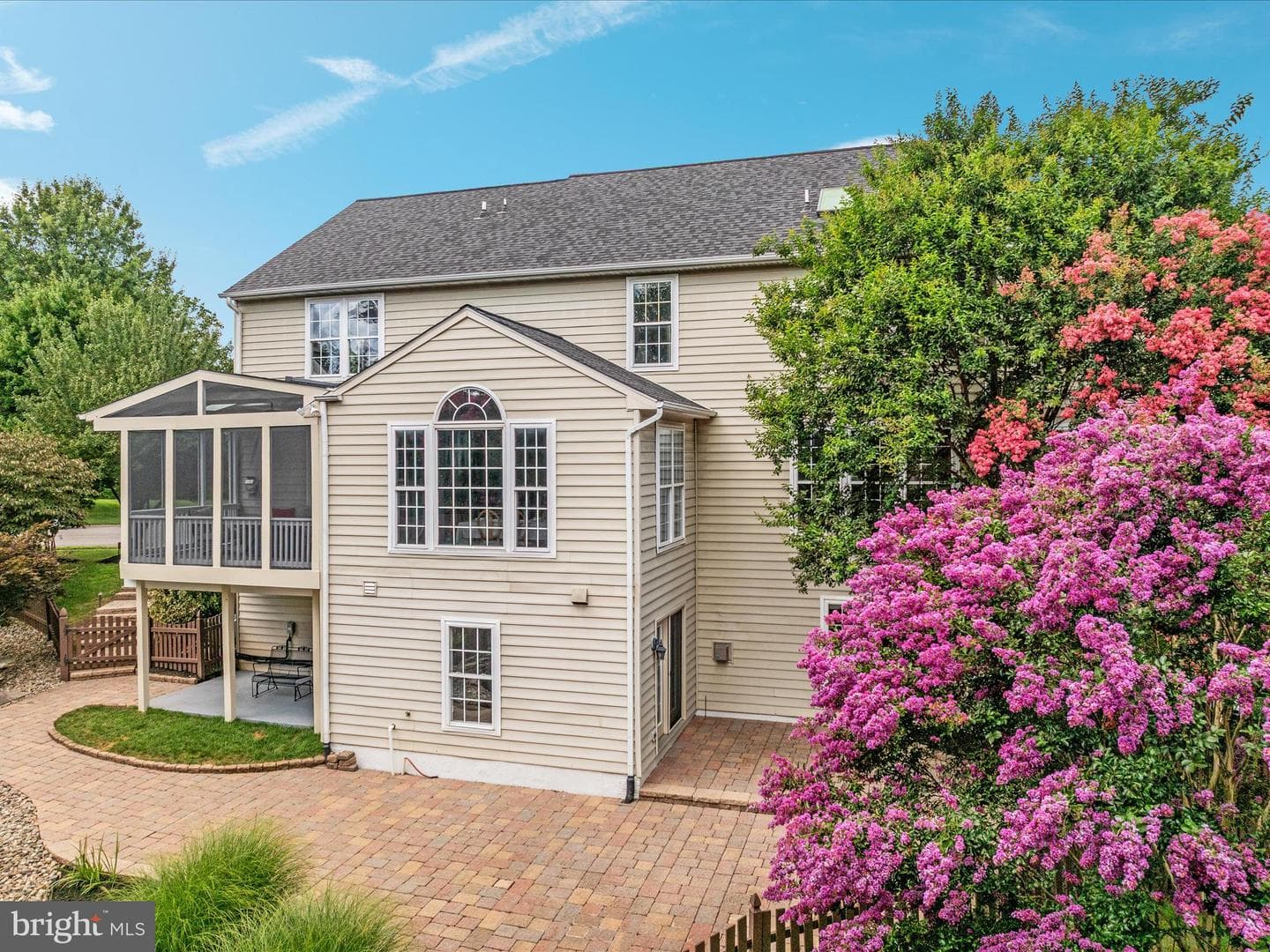 21424 Glebe View photo 58