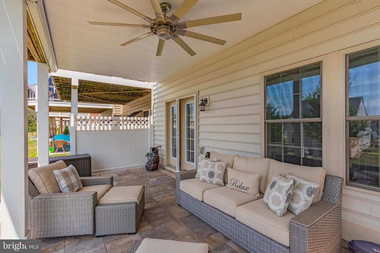 26065 Huntwick Glen Square photo 14