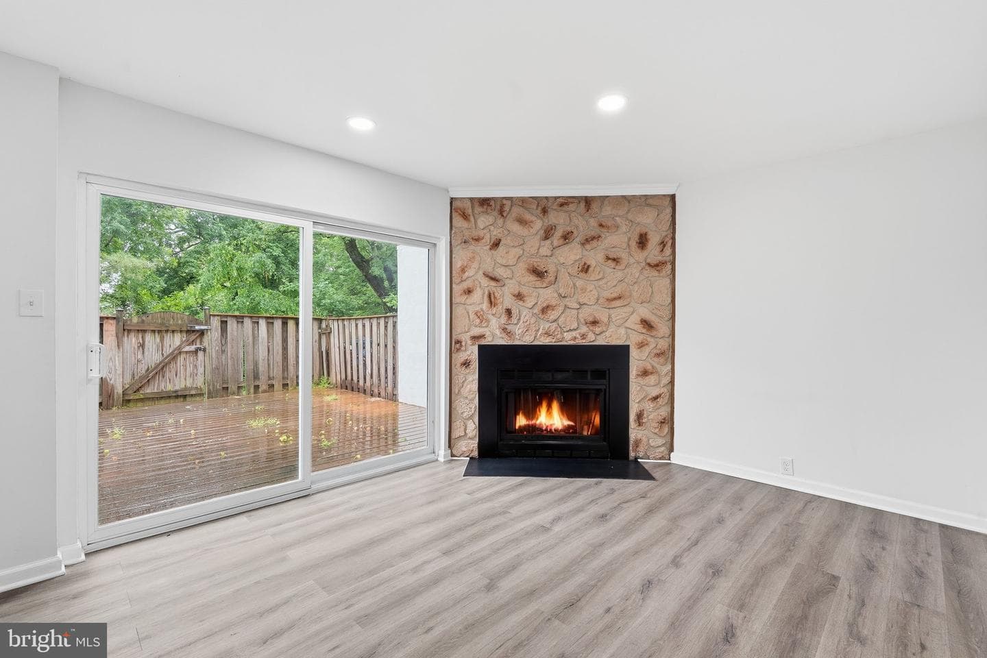 502 Giles Place photo 31
