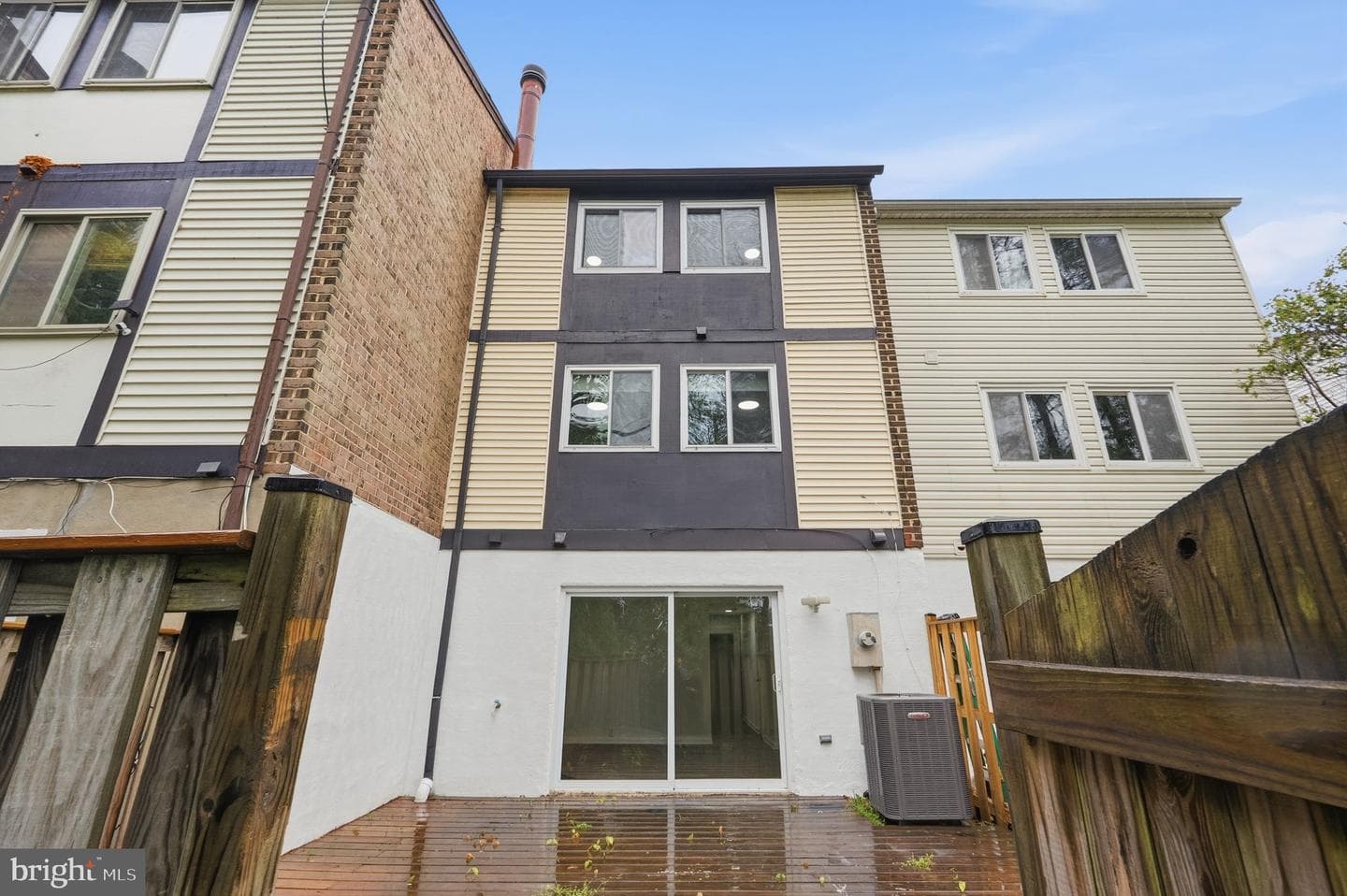 502 Giles Place photo 35