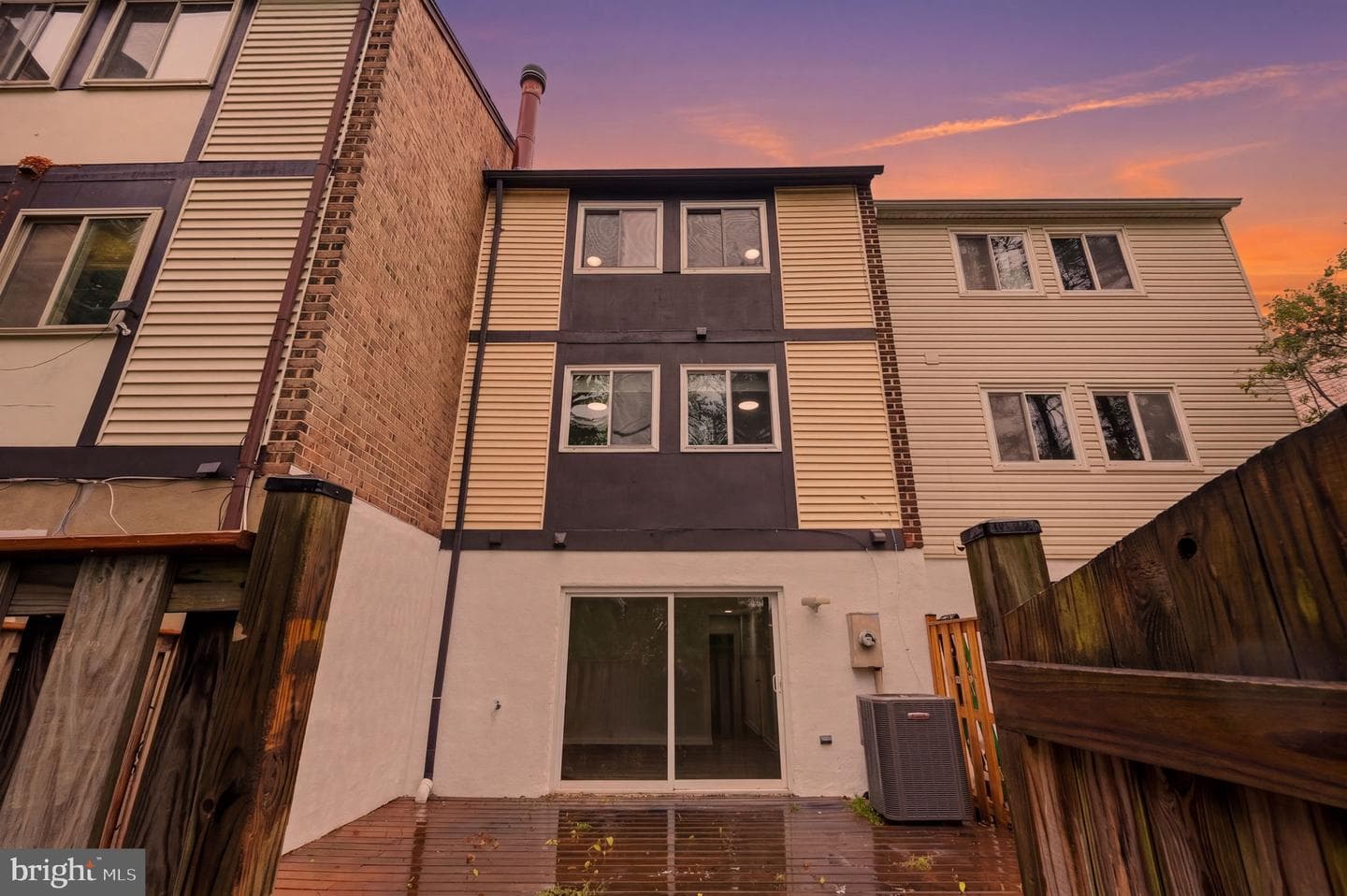 502 Giles Place photo 36