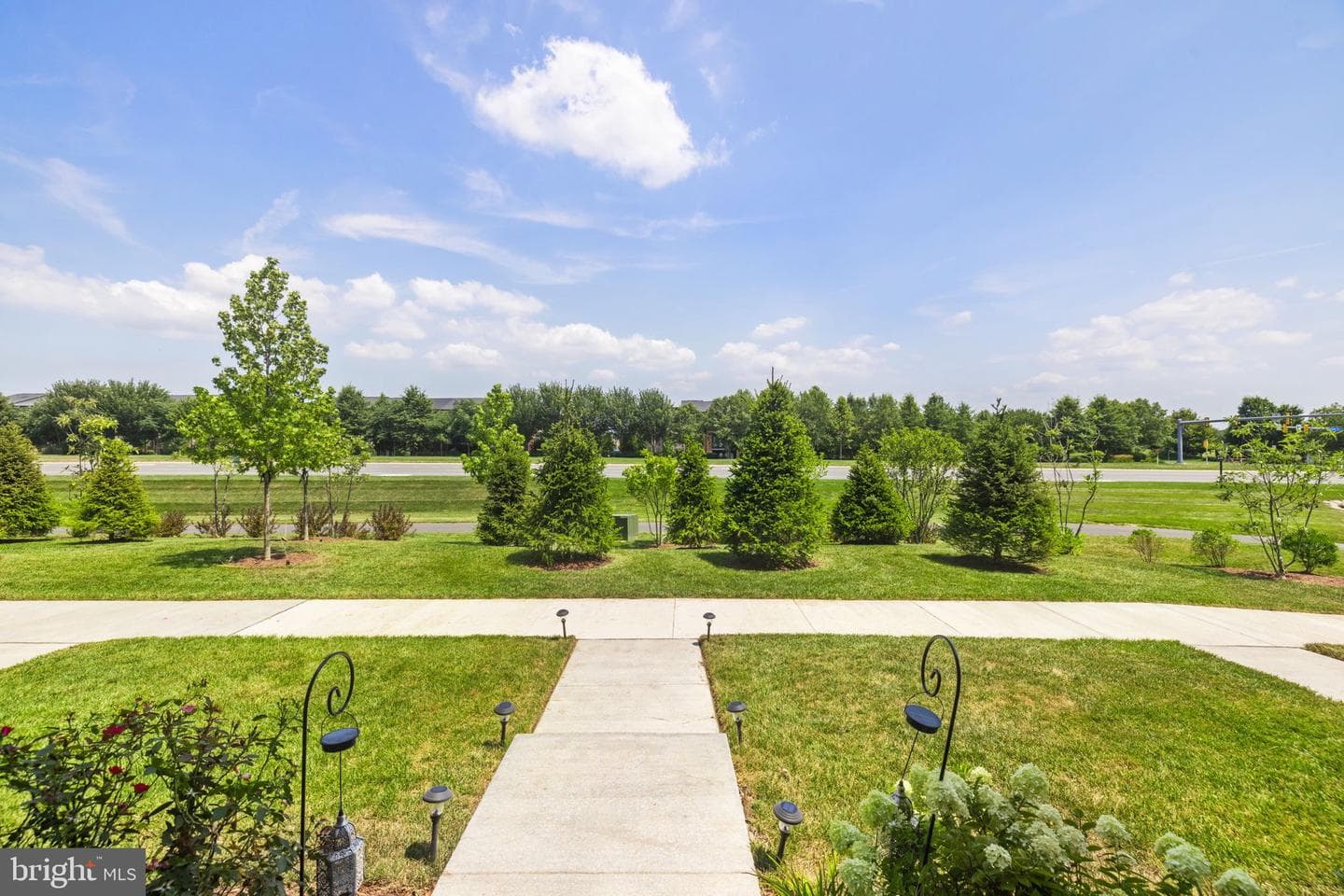 23156 Horseshoe Trail Square photo 2