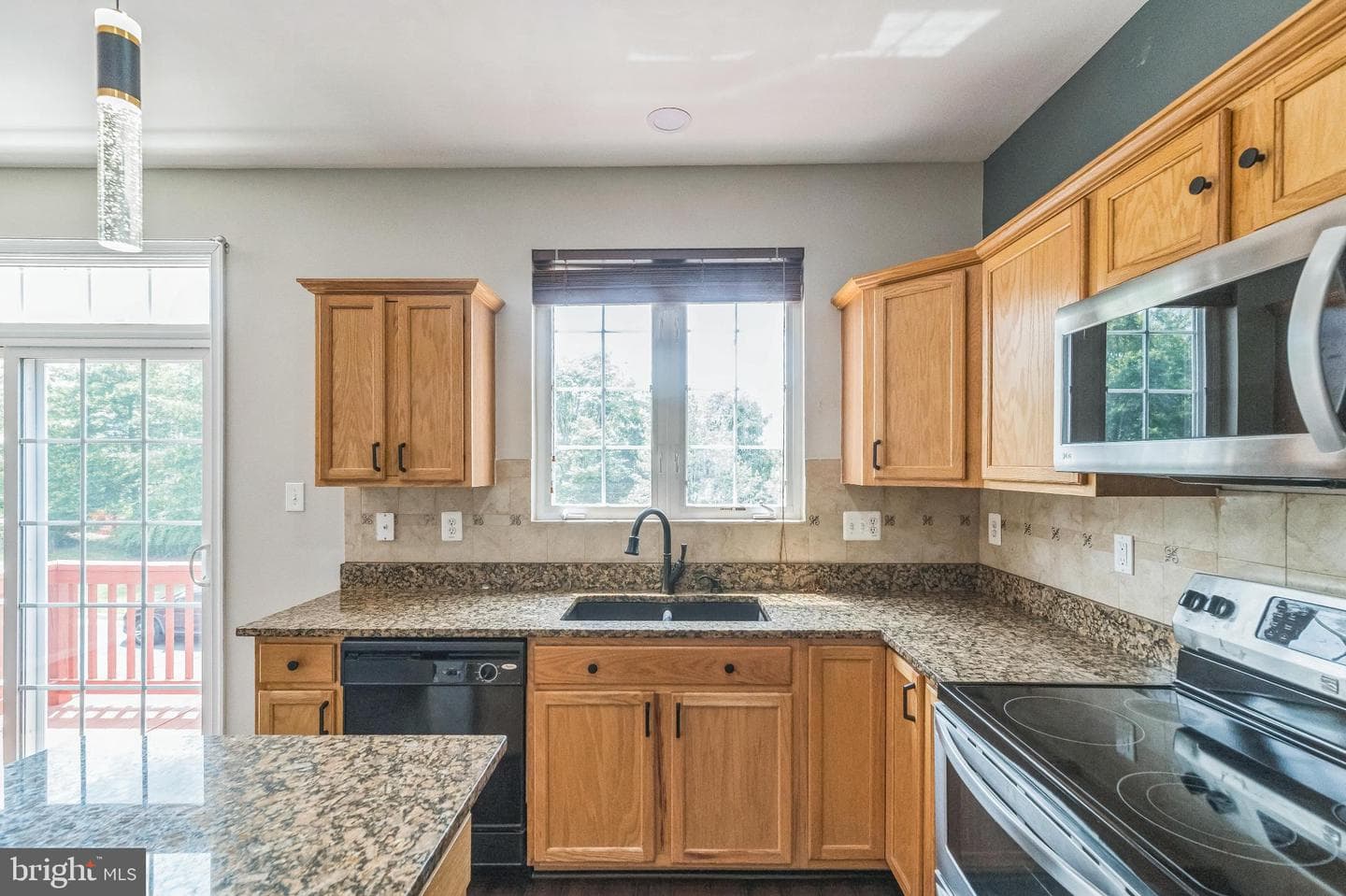 20934 Houseman Terrace photo 9