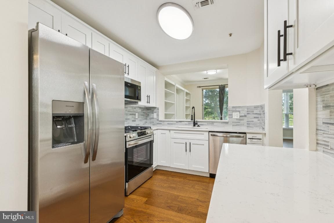45071 Brae Terrace #103 photo 16