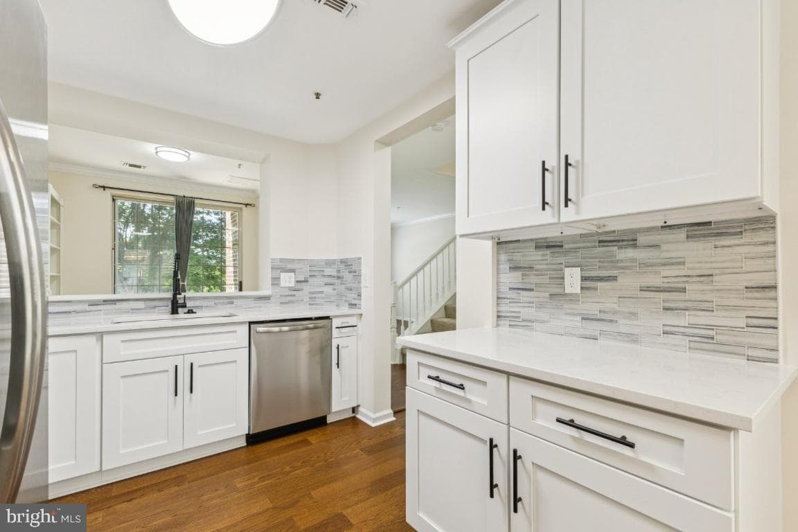 45071 Brae Terrace #103 photo 18