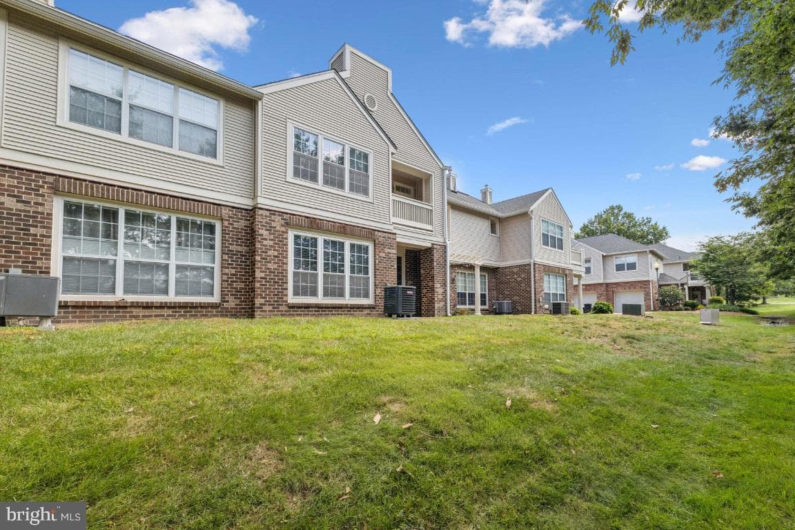 45071 Brae Terrace #103 photo 37