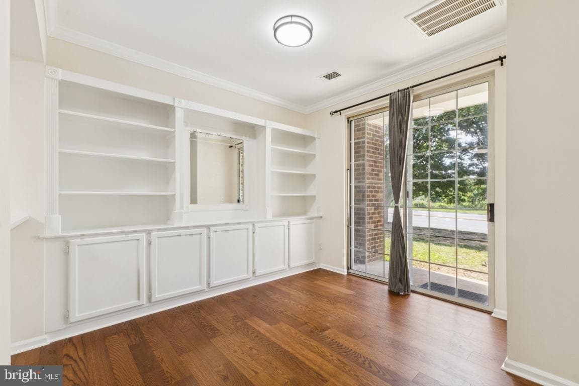 45071 Brae Terrace #103 photo 6