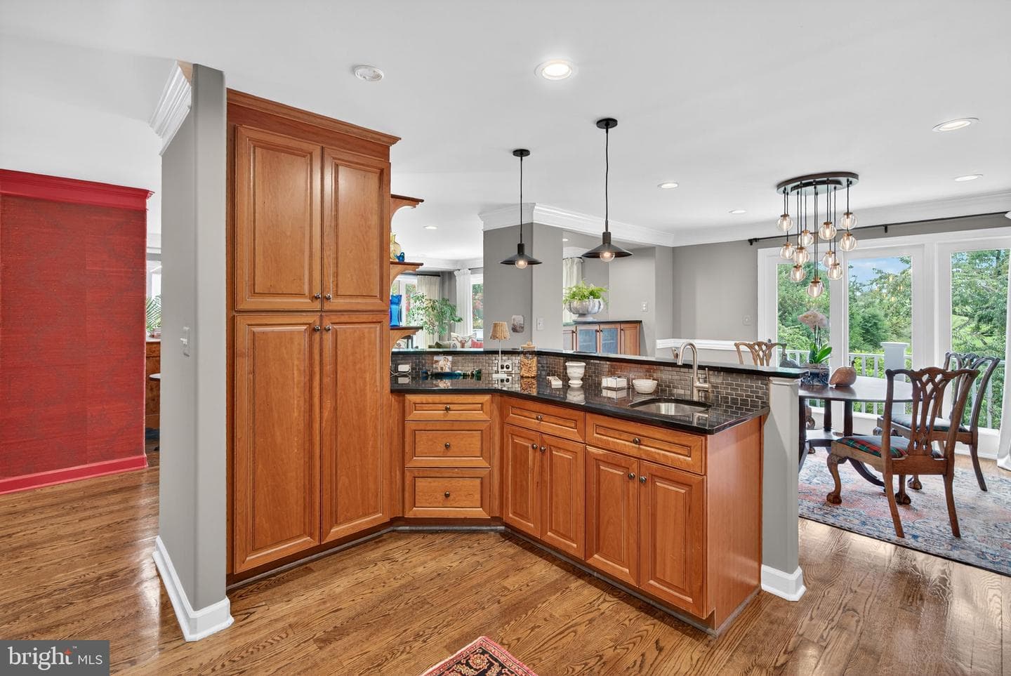 118 N Jay Street photo 18