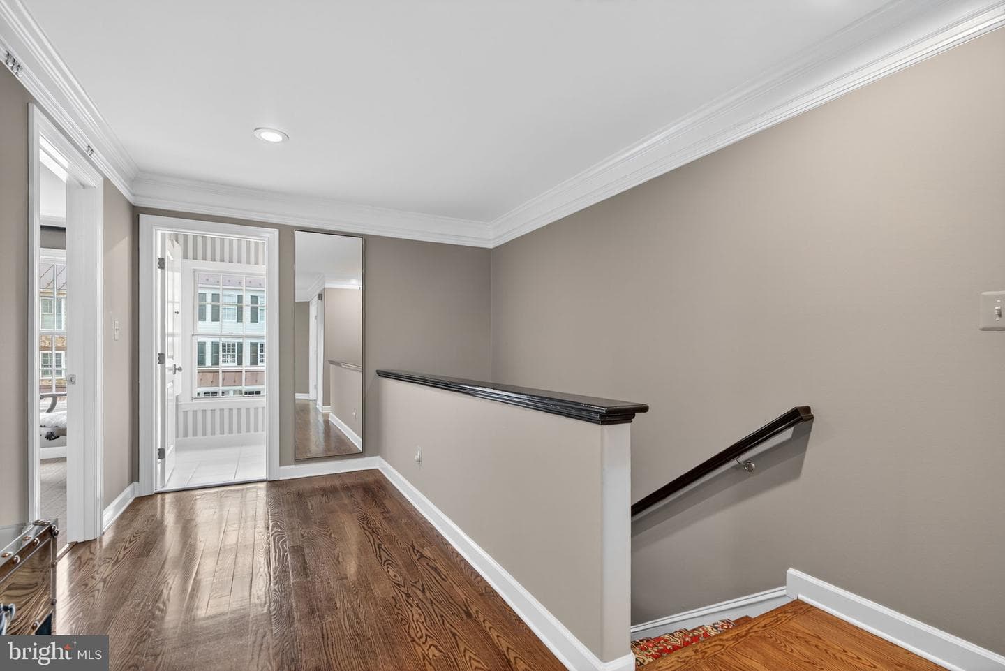 118 N Jay Street photo 23