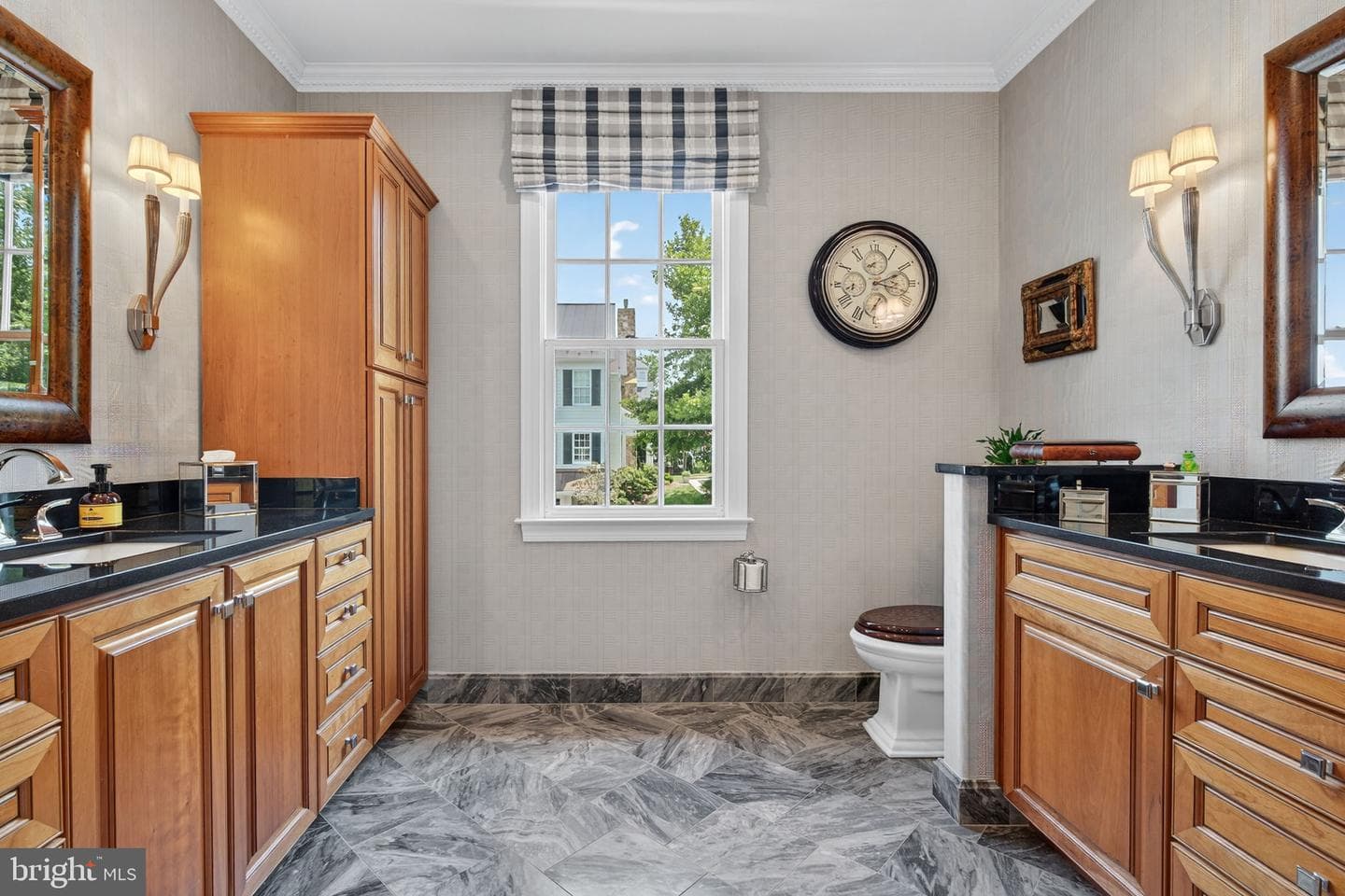 118 N Jay Street photo 33