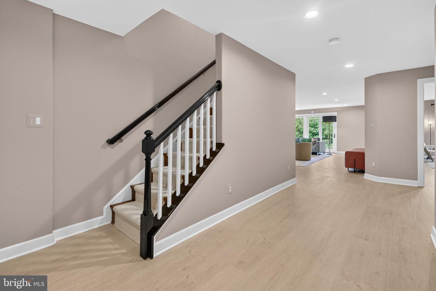 118 N Jay Street photo 46