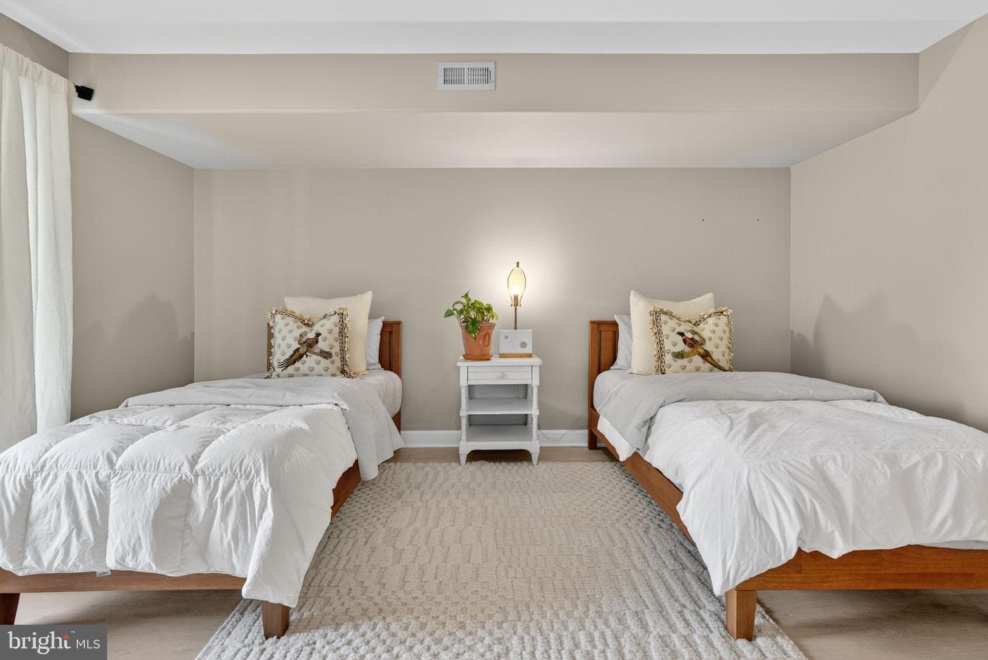 118 N Jay Street photo 51