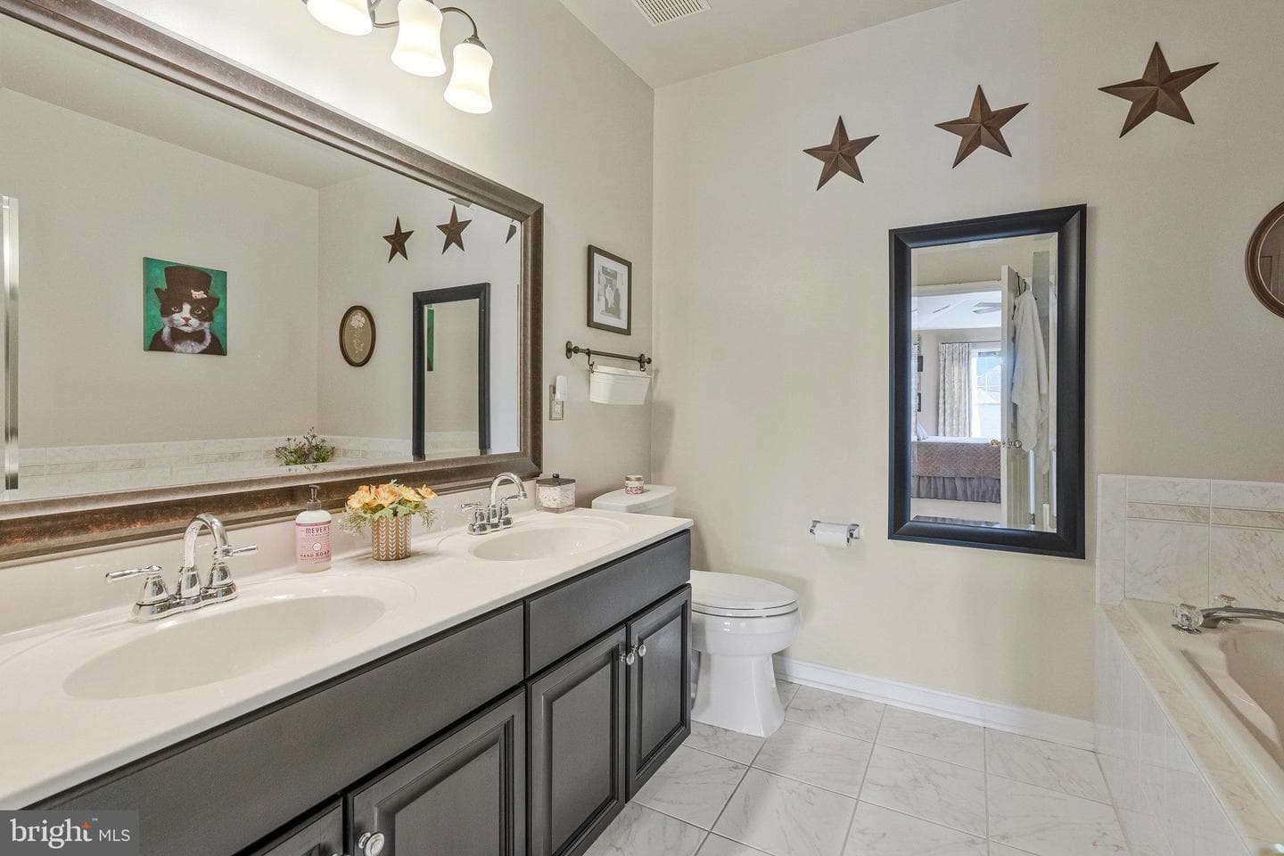 25230 Pond View Square #301 photo 15