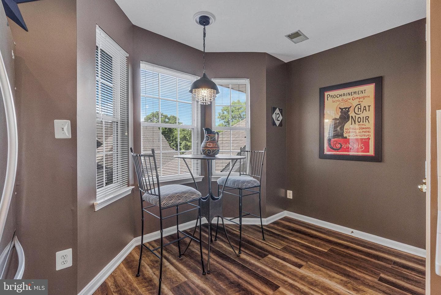 25230 Pond View Square #301 photo 9