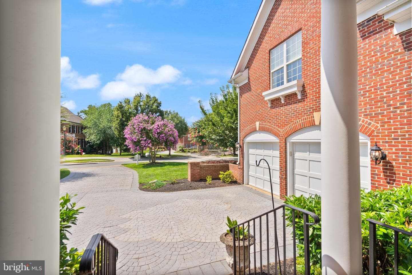 18442 Lanier Island Square photo 3