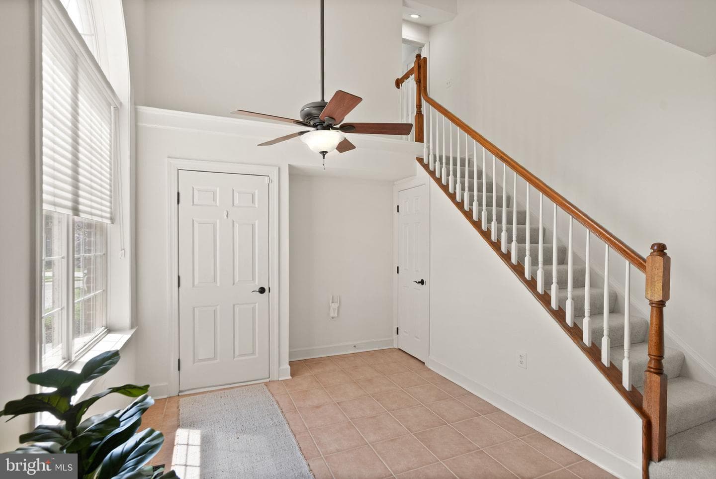 18442 Lanier Island Square photo 44