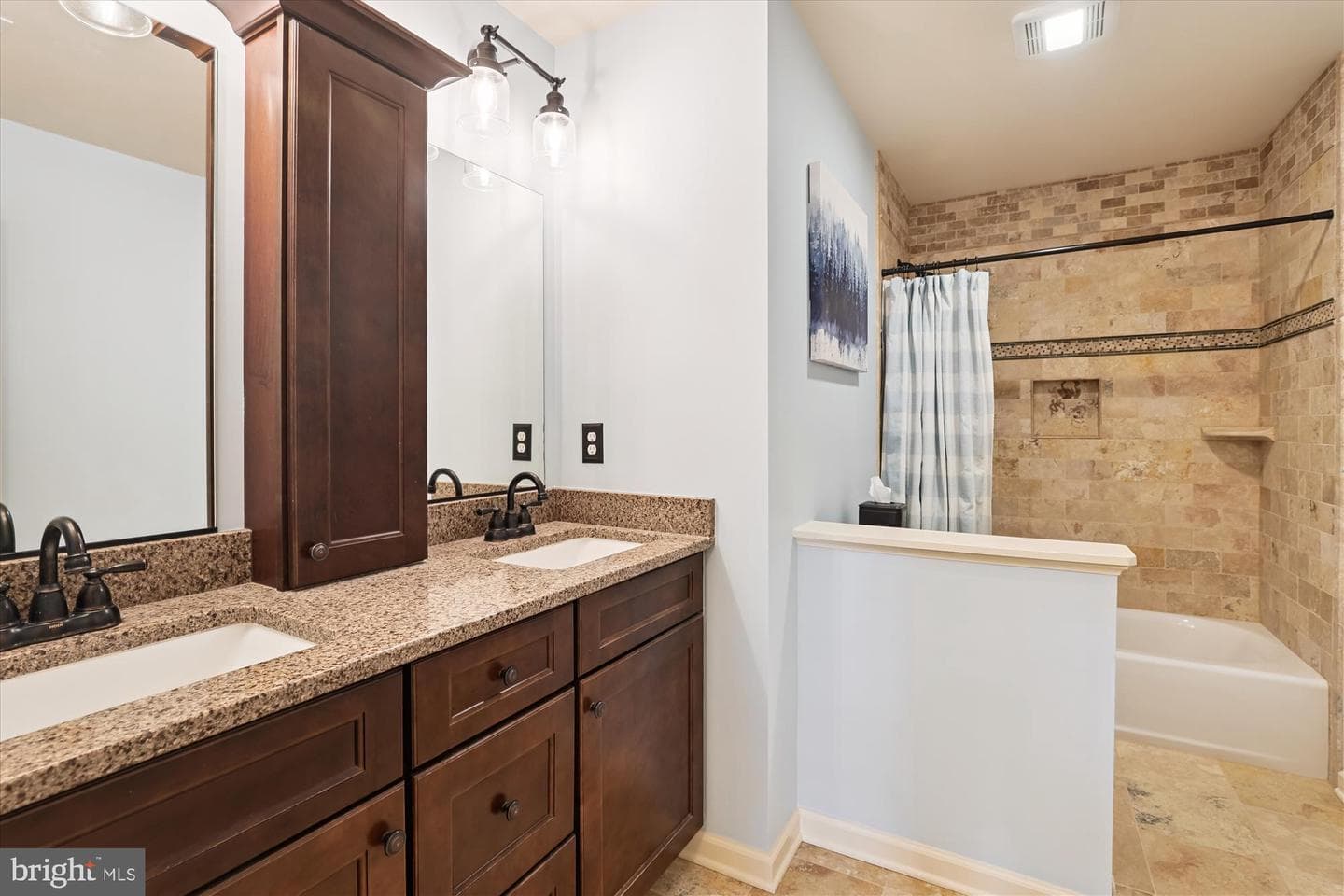 809 Macalister Drive SE photo 35