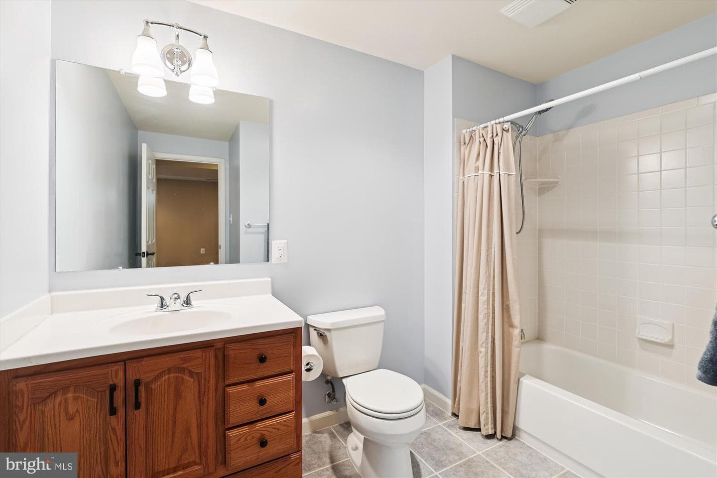 809 Macalister Drive SE photo 38
