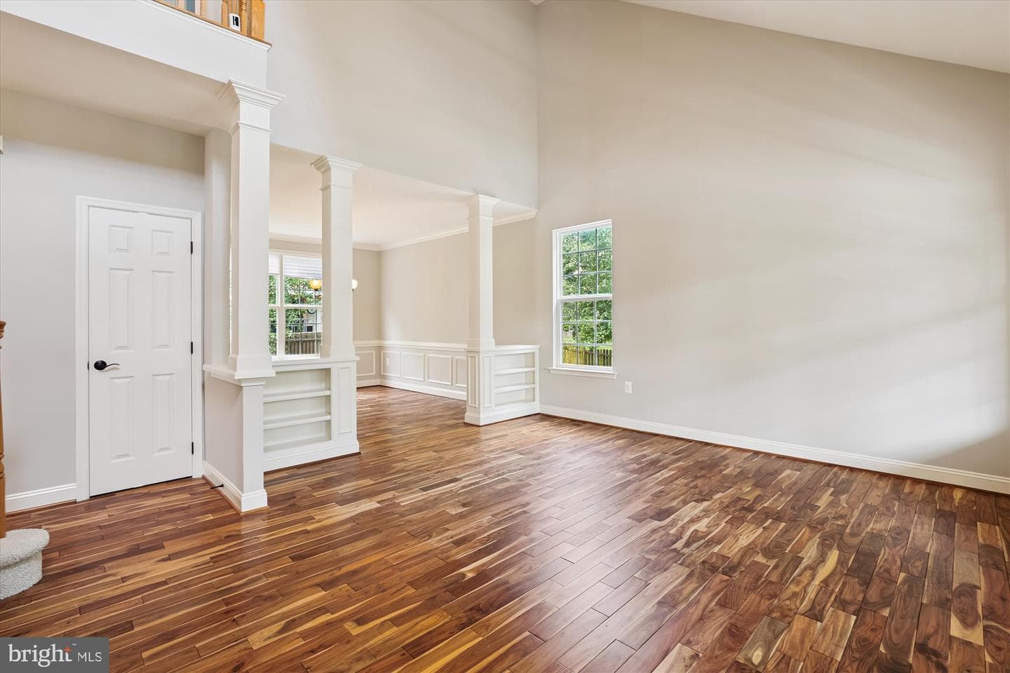 809 Macalister Drive SE photo 4