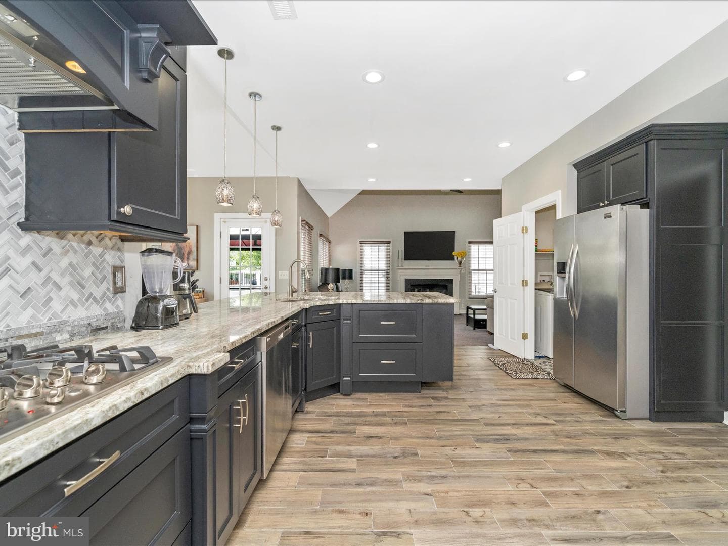 19025 Snowberry Court photo 11