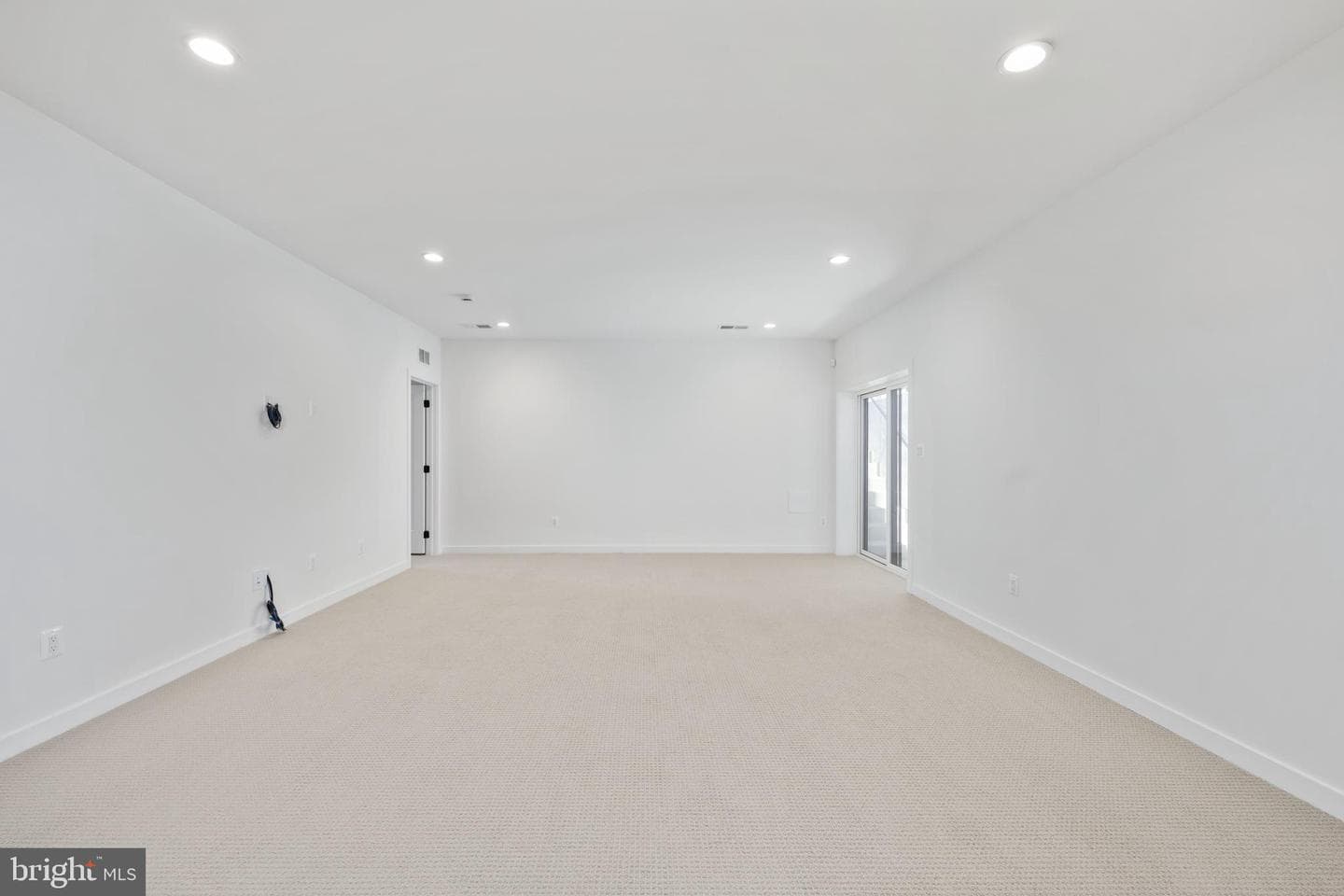 23359 Parkside Village Circle photo 12