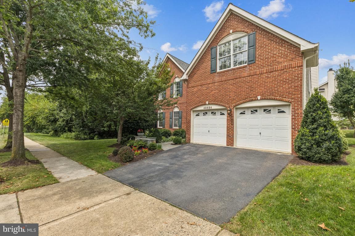 43534 Hyland Hills Street photo 2