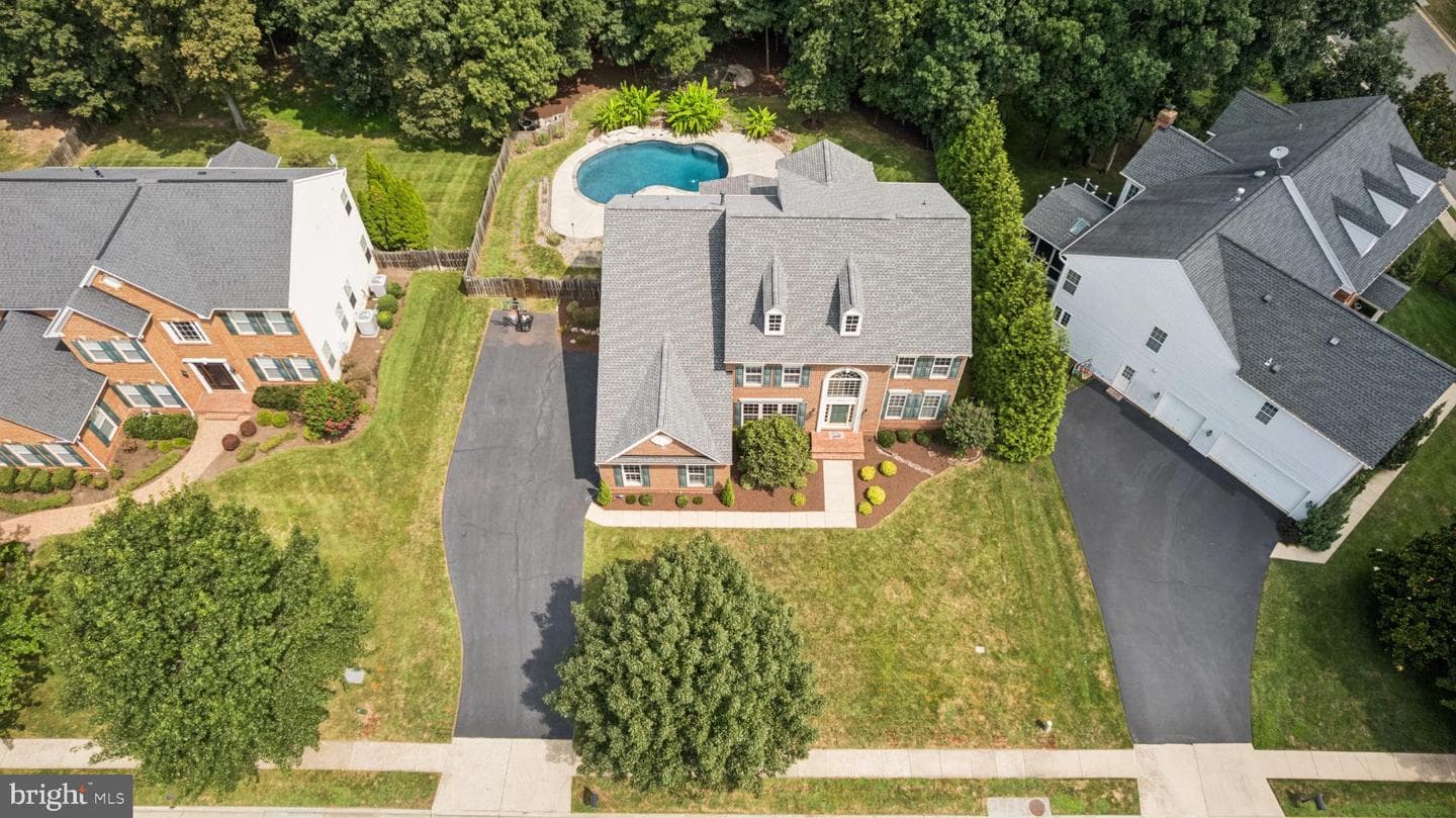 42762 Forest Crest Court photo 11