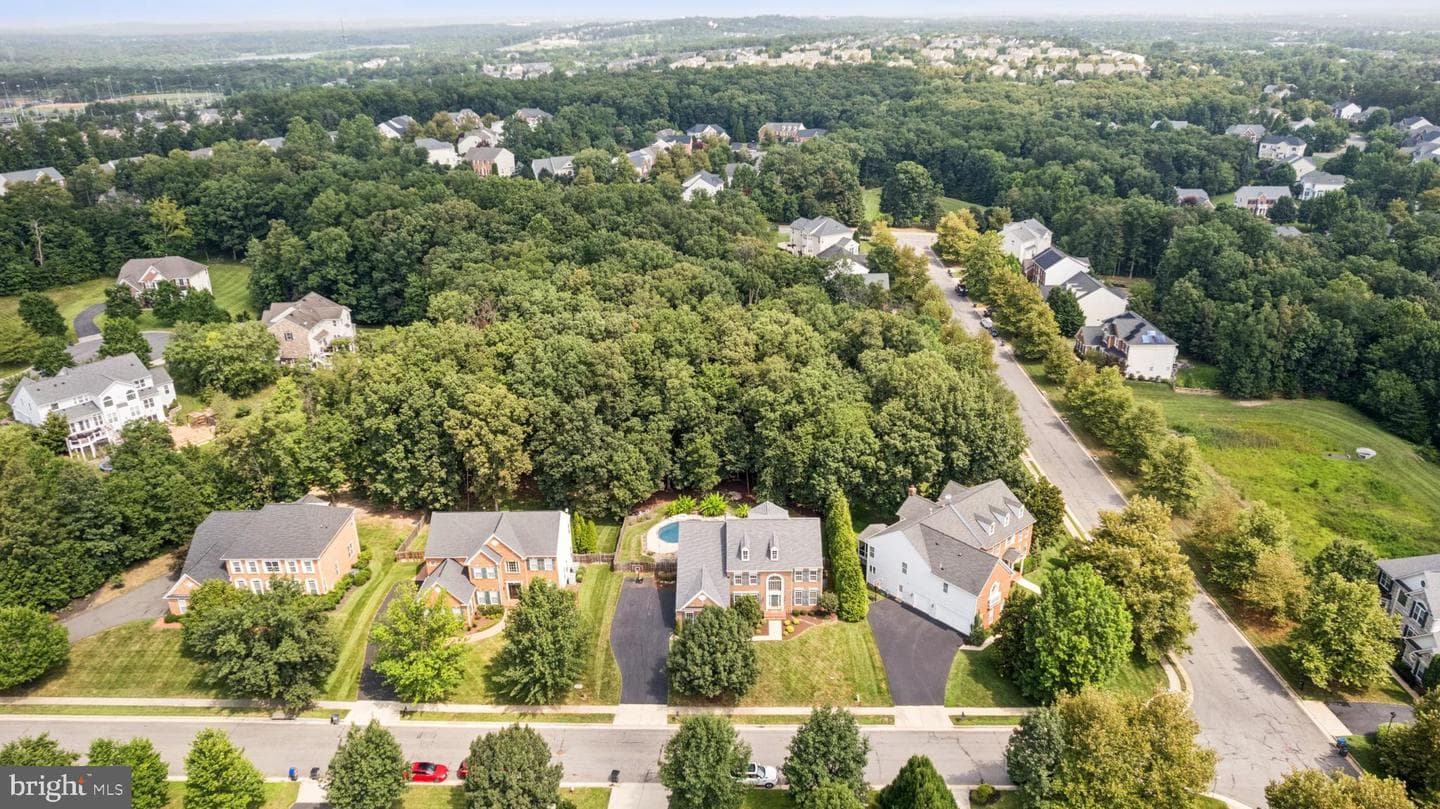 42762 Forest Crest Court photo 2