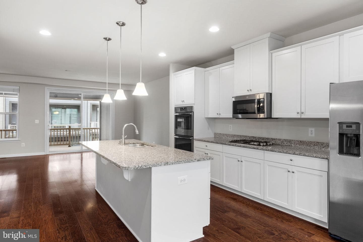 22275 Sims Terrace photo 5