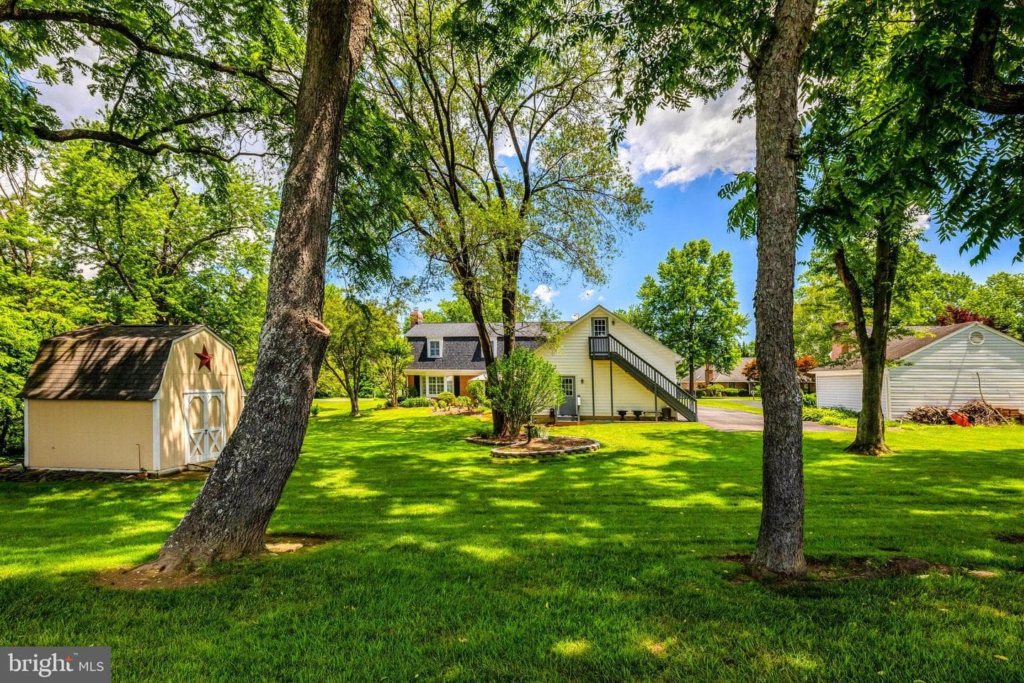 1000 W Country Club Drive W photo 39