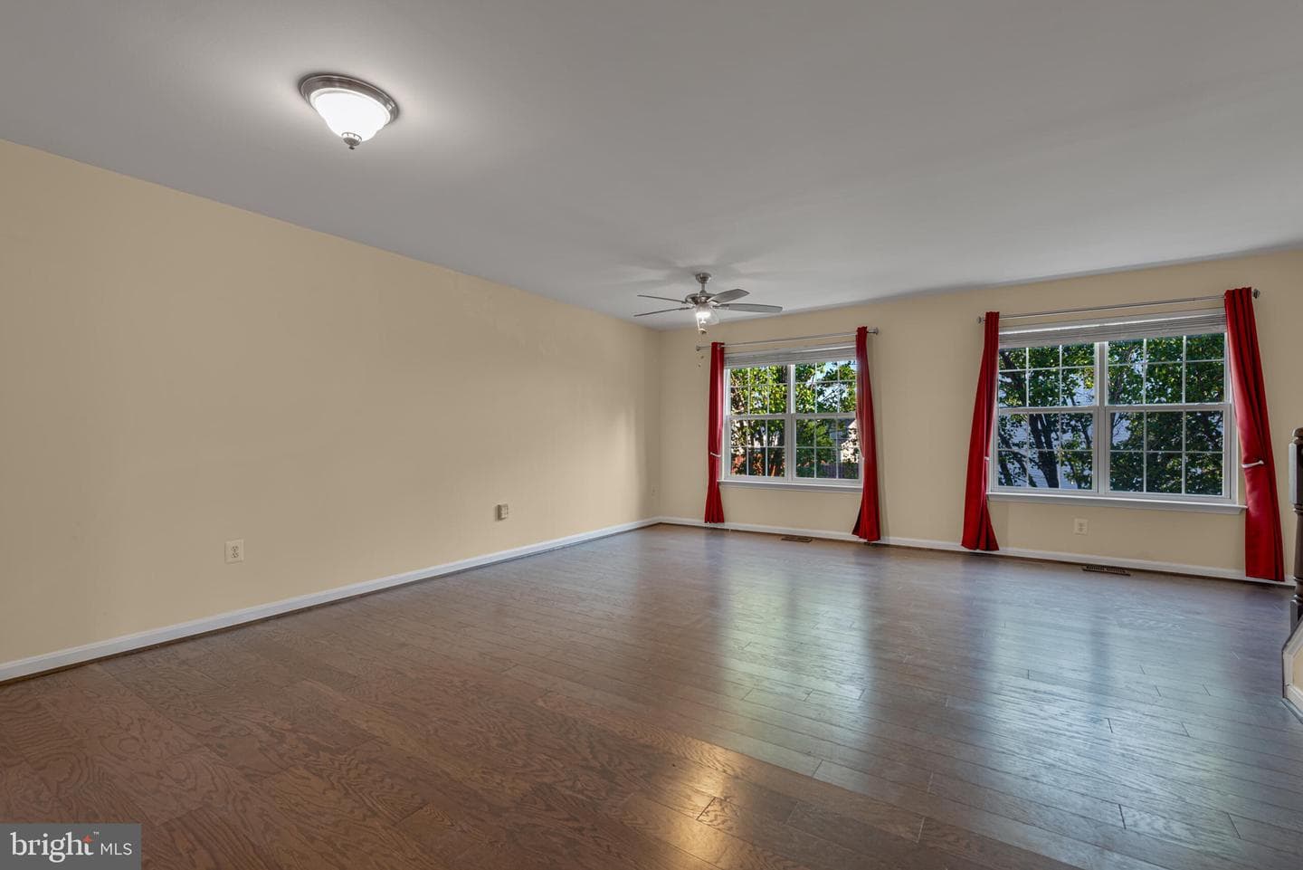508 Kalmia Square NE photo 10