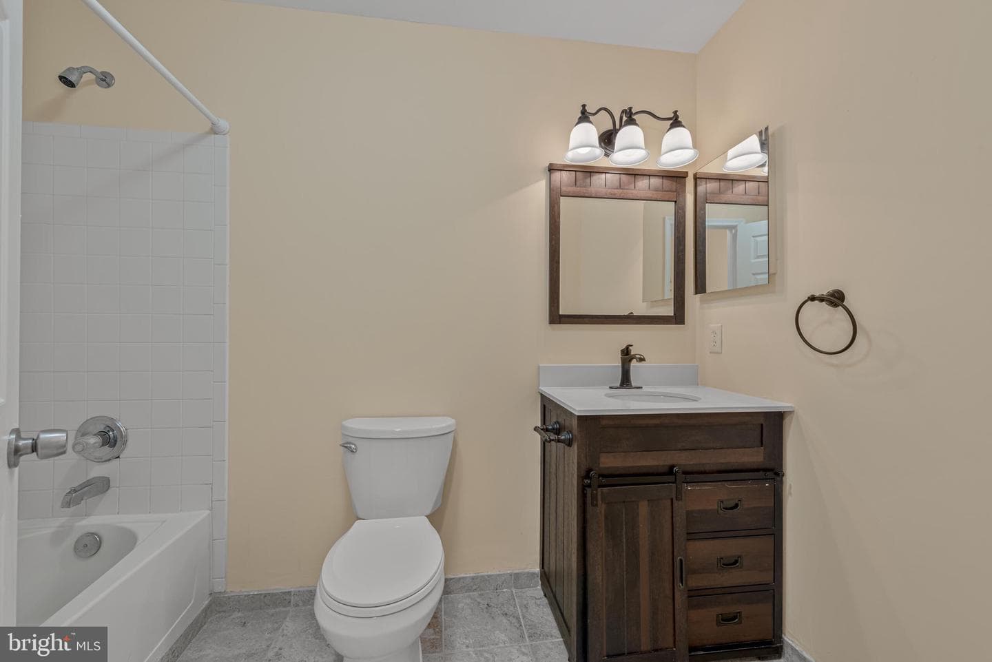 508 Kalmia Square NE photo 26