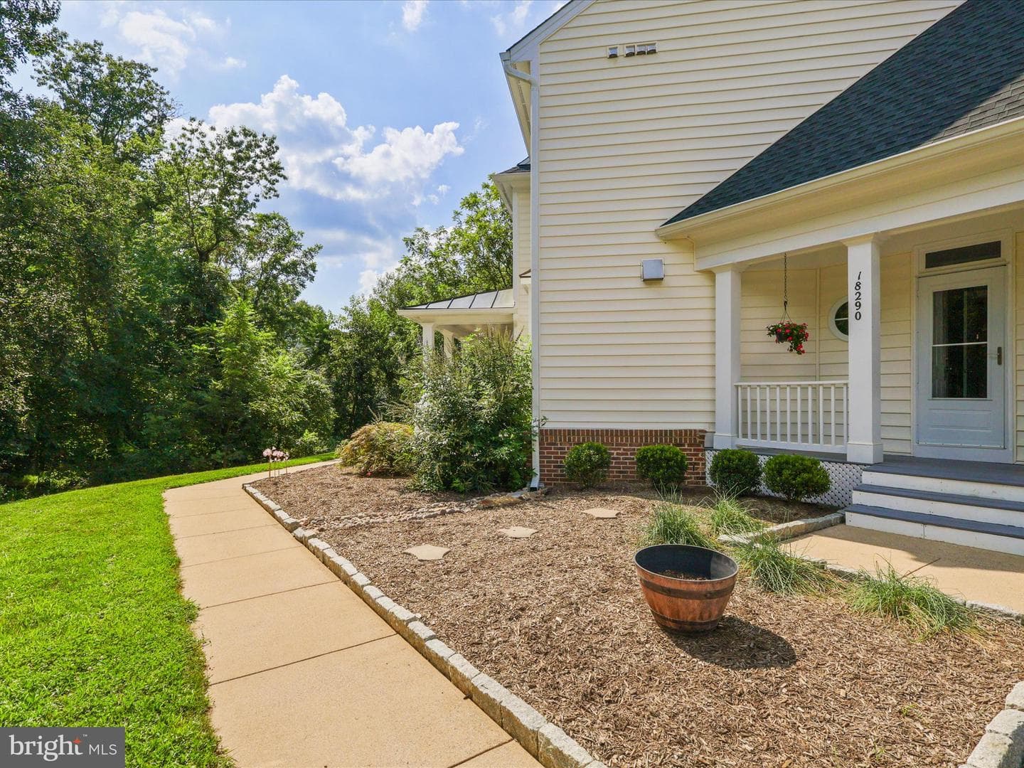 18290 Oak Ridge Drive photo 8