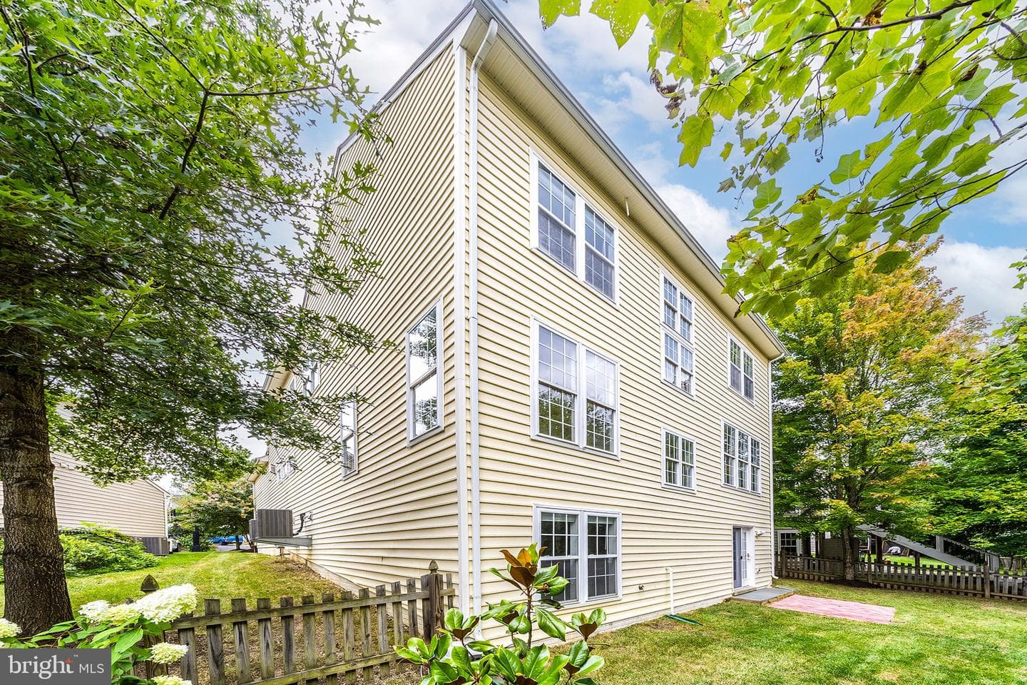 21934 Windover Drive photo 10
