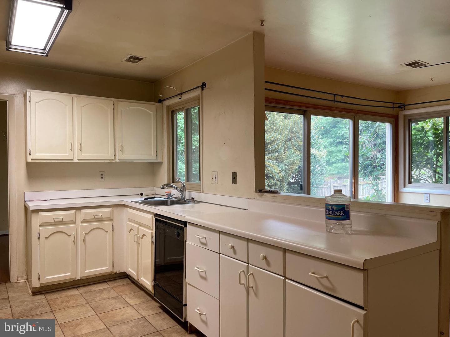 229 W Meadowland Lane W photo 30