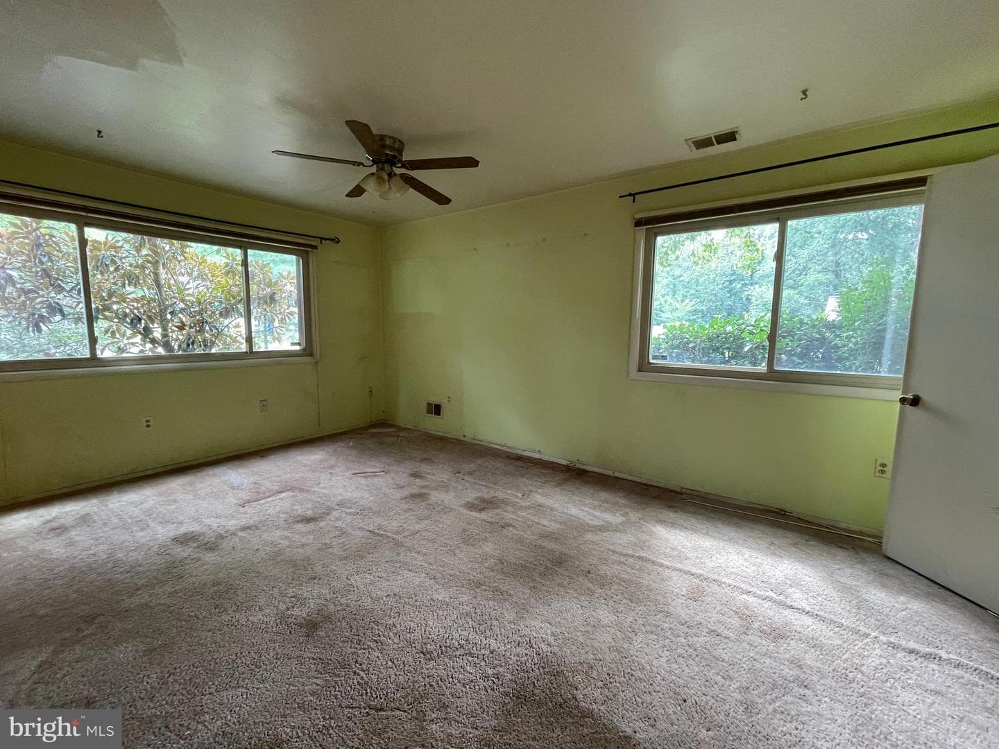 229 W Meadowland Lane W photo 44
