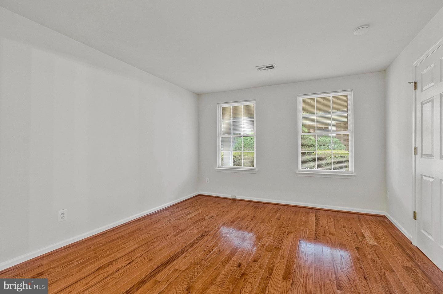 20395 Brightcrest Terrace photo 13