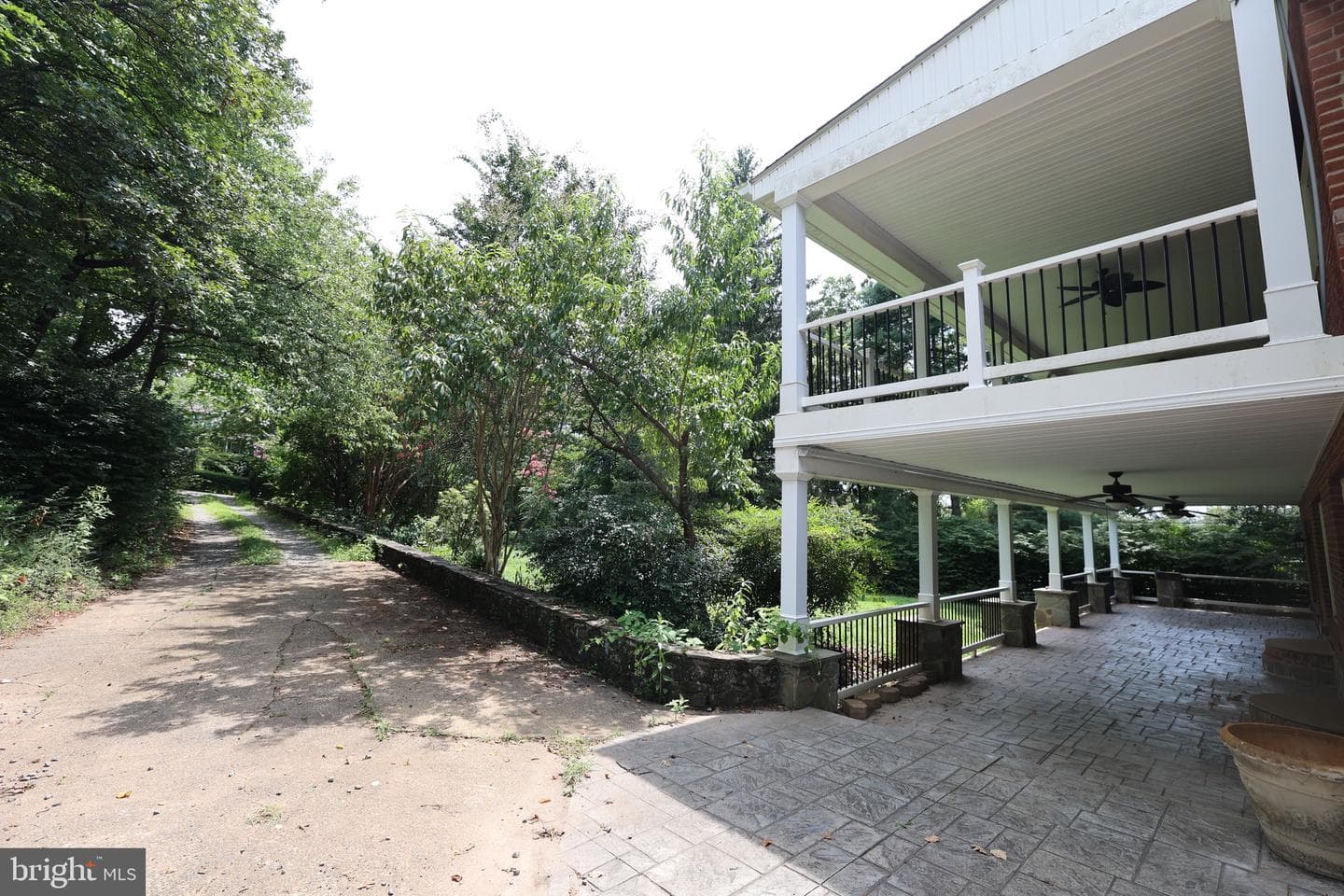 45545 Lakeside Drive photo 4