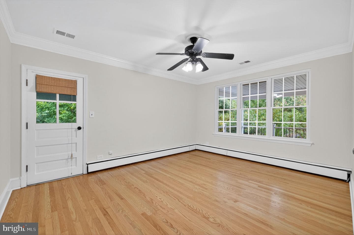 45545 Lakeside Drive photo 48