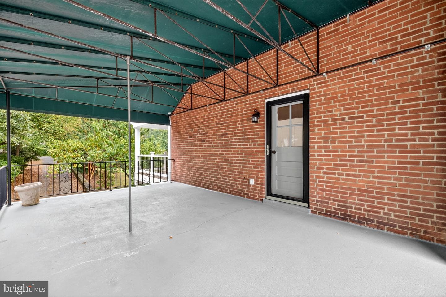45545 Lakeside Drive photo 66