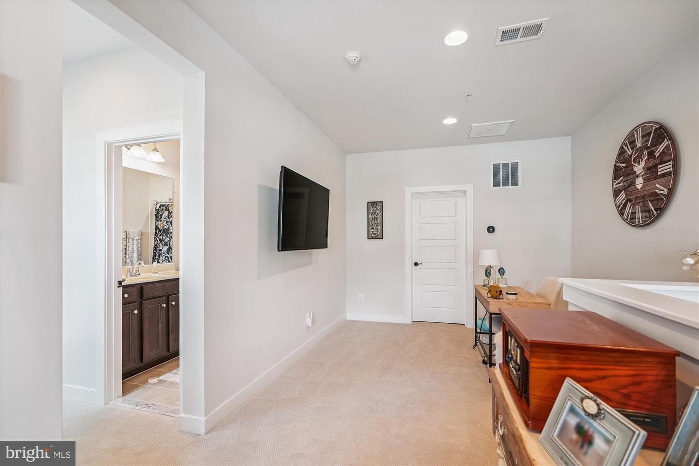 42751 Cushing Terrace photo 21
