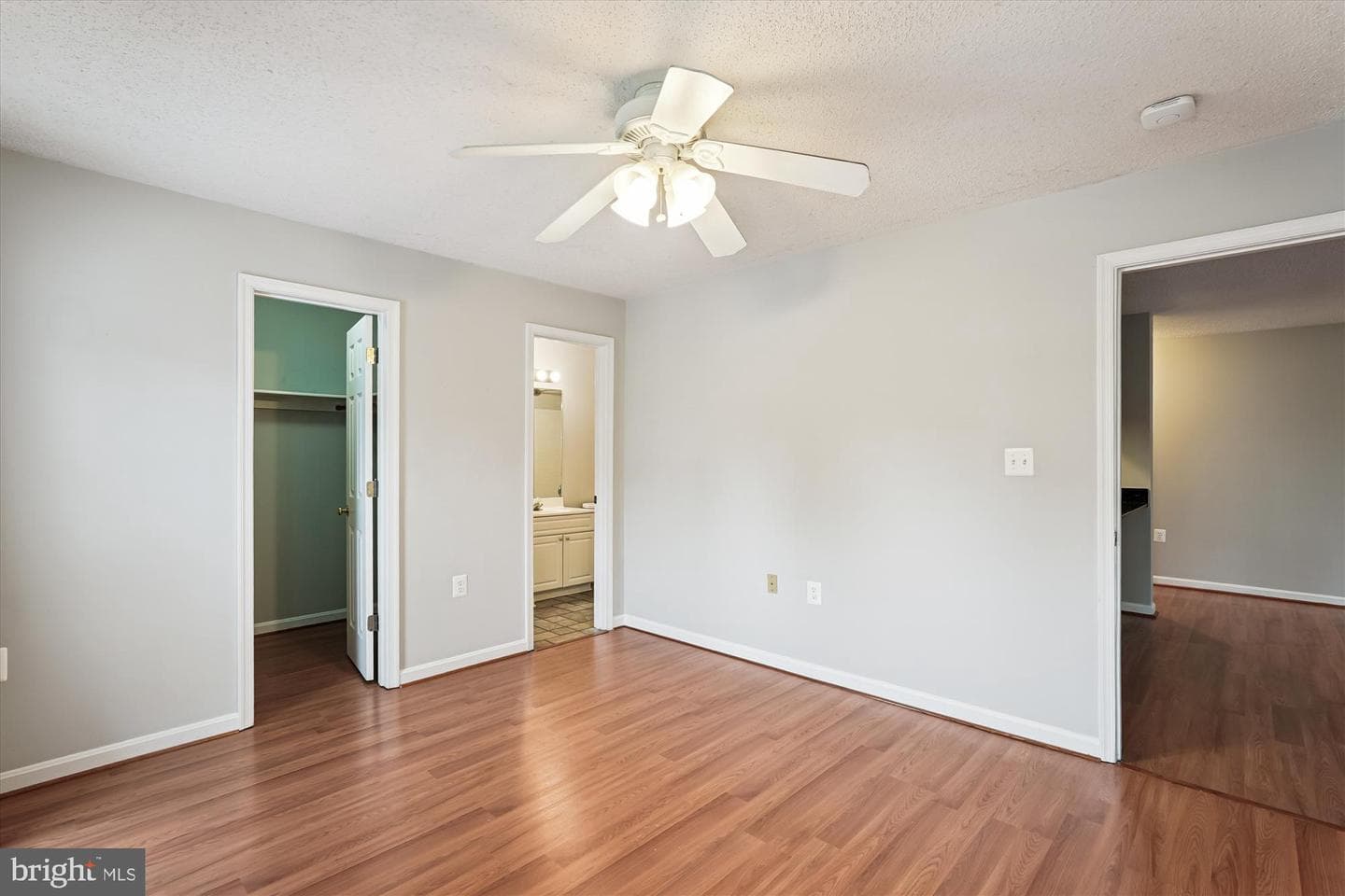 21014 Timber Ridge Terrace #102 photo 27