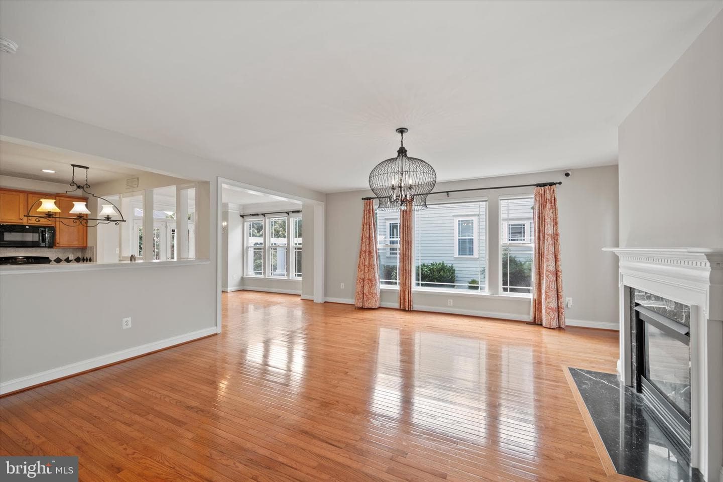 293 Ariel Drive NE photo 14