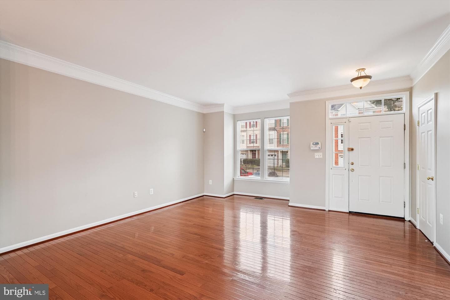 529 Legrace Terrace NE photo 16