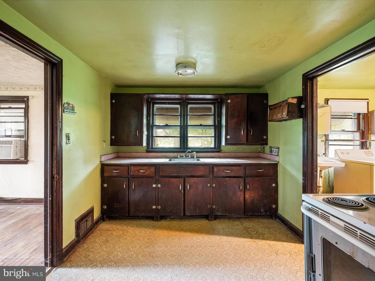 37618 Little River Turnpike photo 14