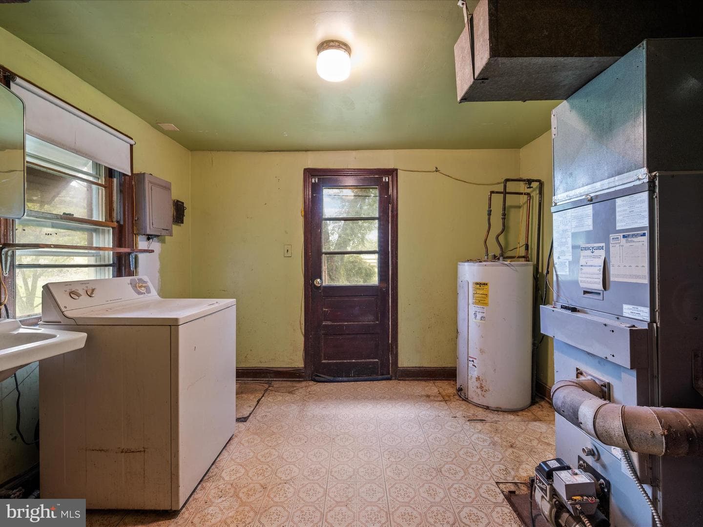 37618 Little River Turnpike photo 19