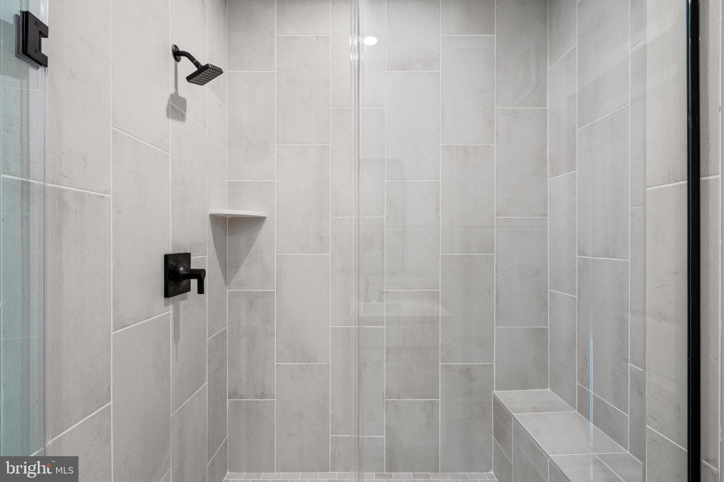 21756 Dollis Hill Terrace photo 21