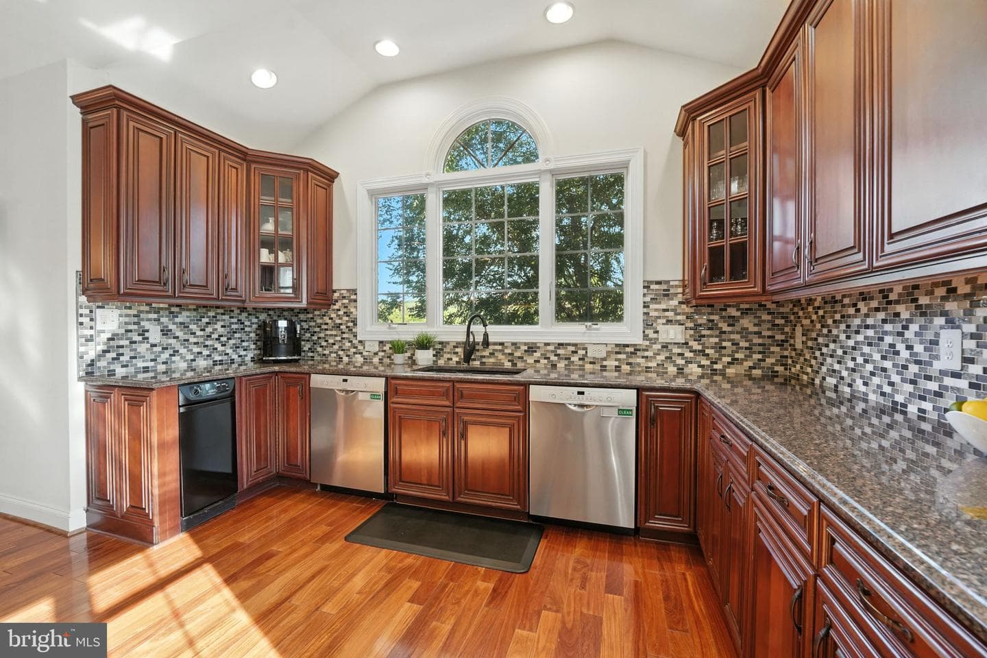 40656 Canongate Drive photo 27