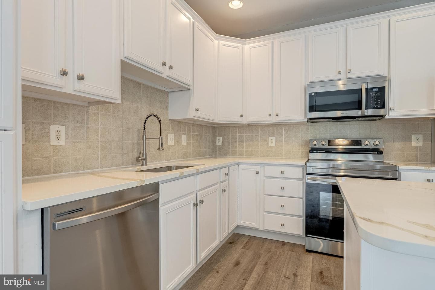 22528 Scattersville Gap Terrace photo 10